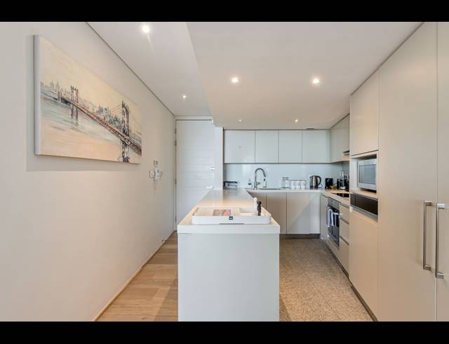 2 BEDROOM APARTMENT TO LET IN CAMPS BAY